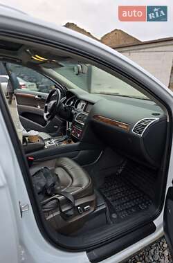 Позашляховик / Кросовер Audi Q7 2014 в 