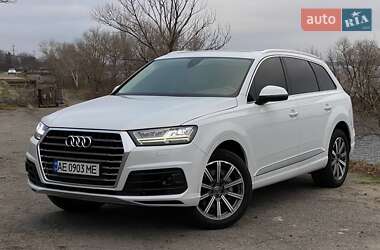 Внедорожник / Кроссовер Audi Q7 2017 в Днепре