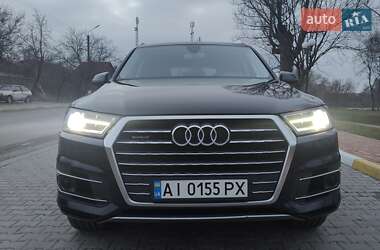 Позашляховик / Кросовер Audi Q7 2016 в Києві