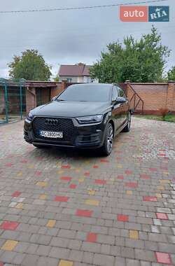 Внедорожник / Кроссовер Audi Q7 2016 в Луцке