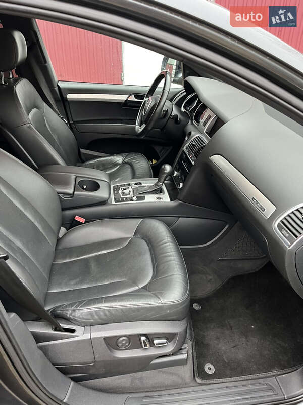 Внедорожник / Кроссовер Audi Q7 2010 в Ивано-Франковске