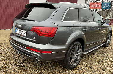 Позашляховик / Кросовер Audi Q7 2010 в 