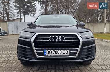 Внедорожник / Кроссовер Audi Q7 2016 в 