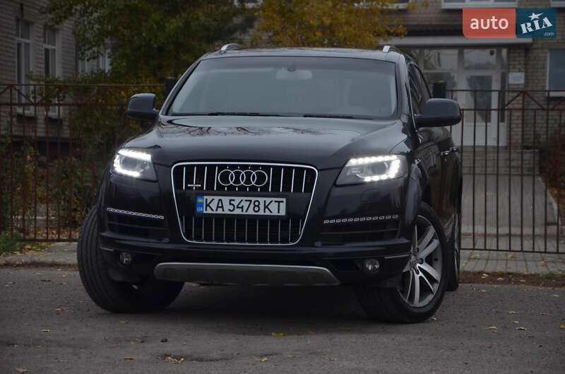 Позашляховик / Кросовер Audi Q7 2010 в Павлограді