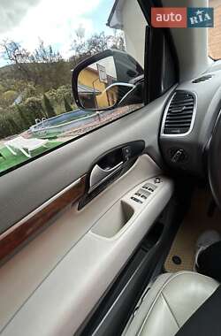 Позашляховик / Кросовер Audi Q7 2012 в 