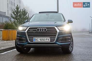 Внедорожник / Кроссовер Audi Q7 2018 в 