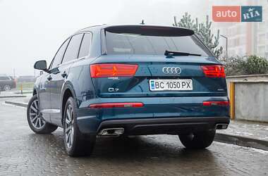 Внедорожник / Кроссовер Audi Q7 2018 в 
