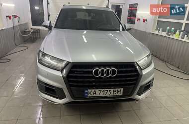 Позашляховик / Кросовер Audi Q7 2016 в Києві