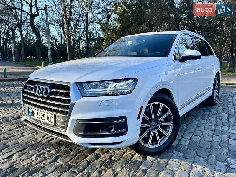 Позашляховик / Кросовер Audi Q7 2019 в Одесі