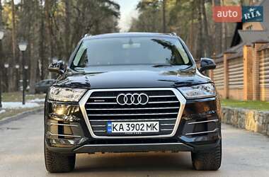 Позашляховик / Кросовер Audi Q7 2015 в Києві