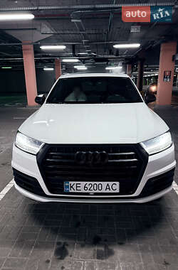 Audi Q7 2016