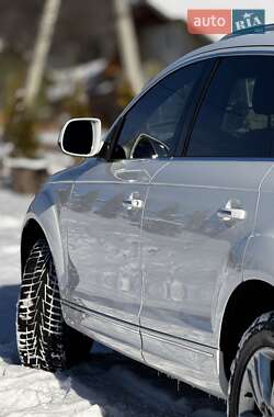 Внедорожник / Кроссовер Audi Q7 2010 в Косове