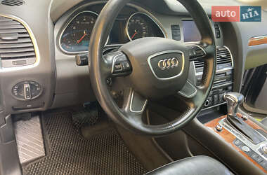Позашляховик / Кросовер Audi Q7 2014 в 