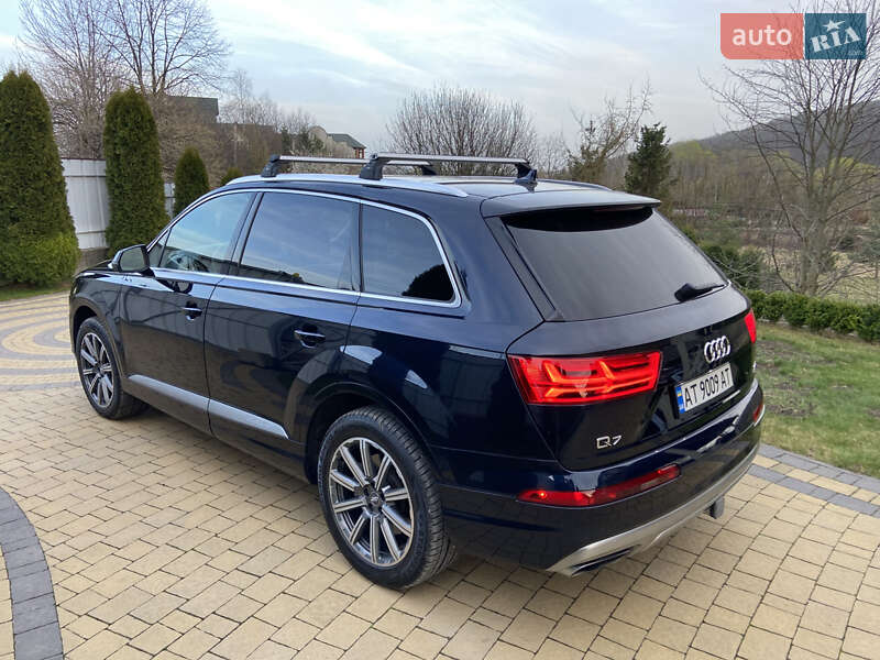 Внедорожник / Кроссовер Audi Q7 2017 в Ивано-Франковске