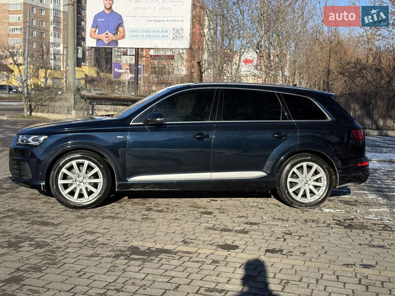 Позашляховик / Кросовер Audi Q7 2017 в Івано-Франківську