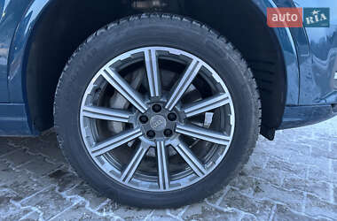 Позашляховик / Кросовер Audi Q7 2017 в 