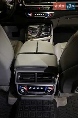 Внедорожник / Кроссовер Audi Q7 2017 в 