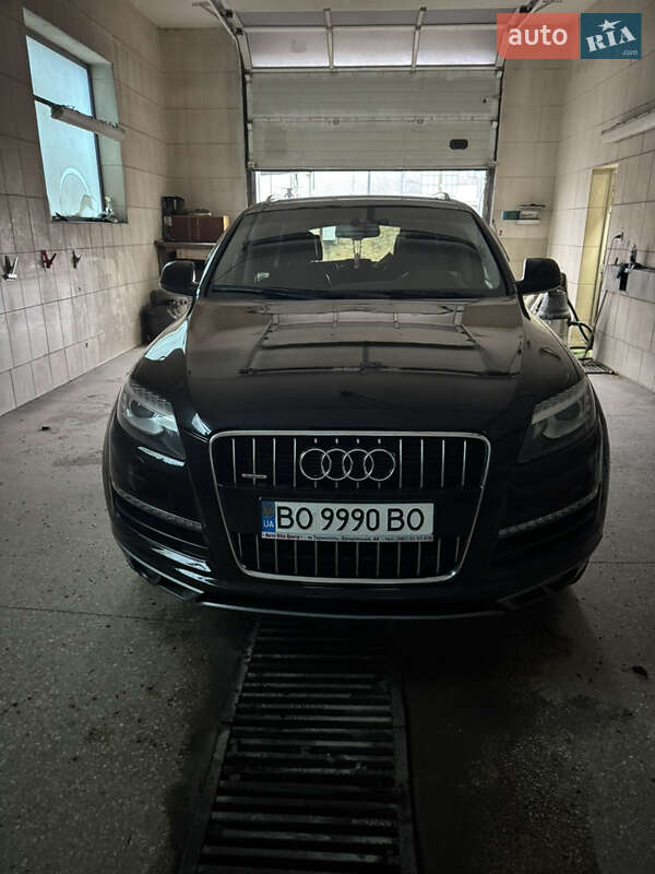 Внедорожник / Кроссовер Audi Q7 2013 в Тернополе