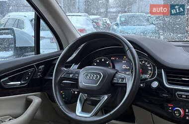 Внедорожник / Кроссовер Audi Q7 2017 в Стрые