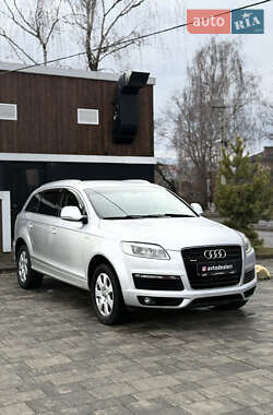 Внедорожник / Кроссовер Audi Q7 2007 в Тячеве