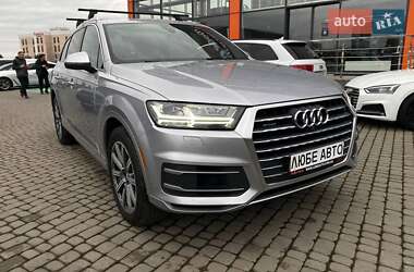 Позашляховик / Кросовер Audi Q7 2018 в Львові