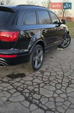 Позашляховик / Кросовер Audi Q7 2013 в Дніпрі