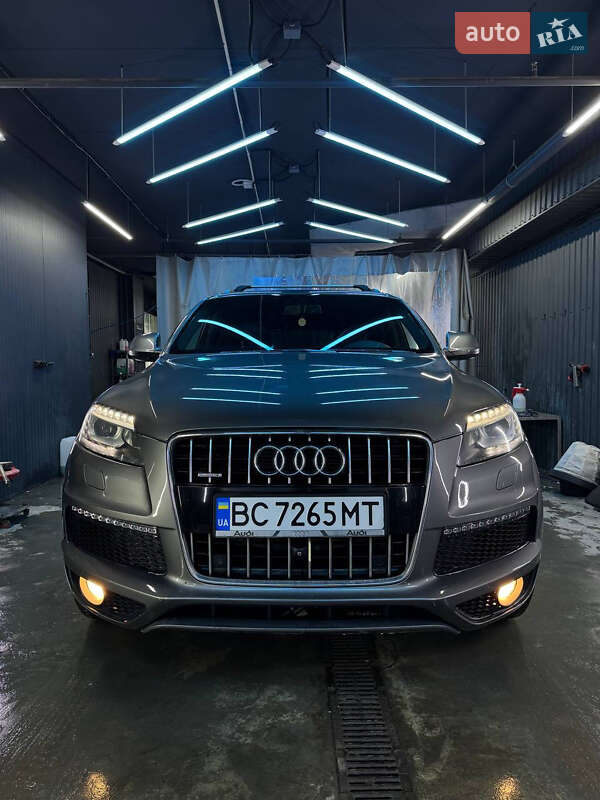 Позашляховик / Кросовер Audi Q7 2015 в Львові