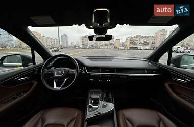 Внедорожник / Кроссовер Audi Q7 2017 в Киеве