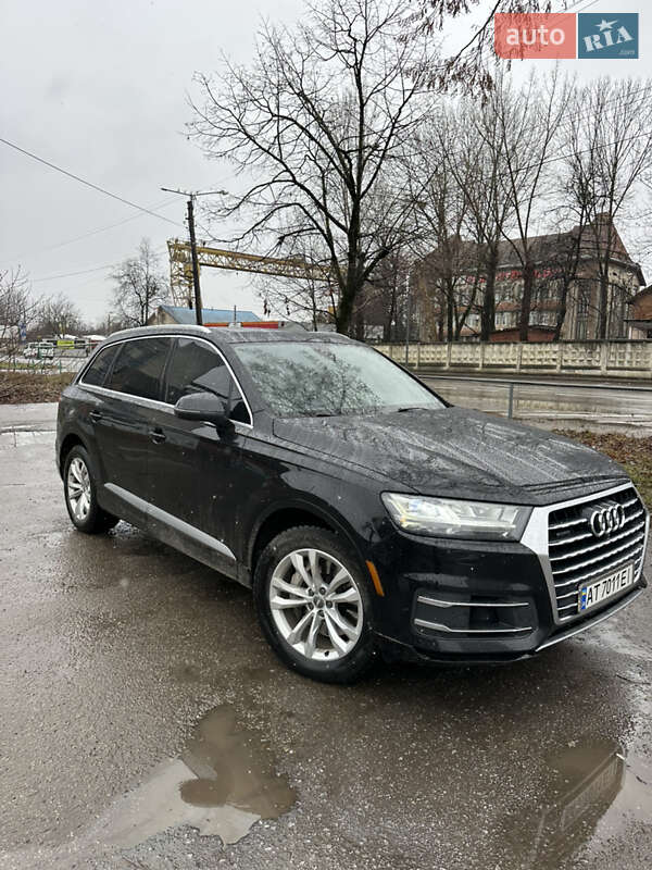 Позашляховик / Кросовер Audi Q7 2016 в Івано-Франківську