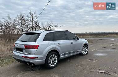 Позашляховик / Кросовер Audi Q7 2016 в Дніпрі