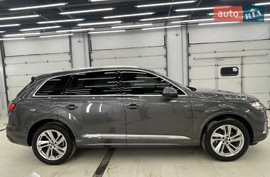 Внедорожник / Кроссовер Audi Q7 2020 в Тернополе