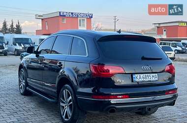 Внедорожник / Кроссовер Audi Q7 2015 в 