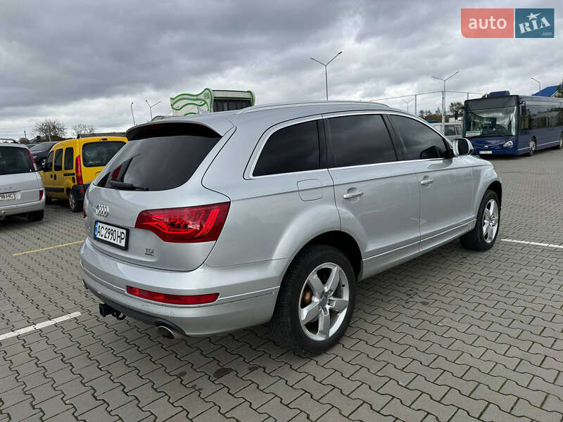 Позашляховик / Кросовер Audi Q7 2012 в Нововолинську