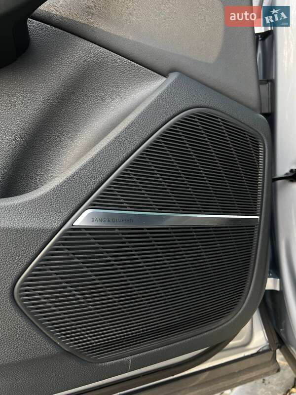 Внедорожник / Кроссовер Audi Q7 2021 в Киеве