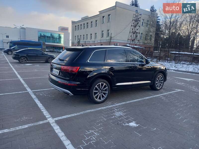 Внедорожник / Кроссовер Audi Q7 2019 в Чернигове