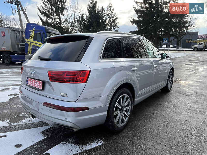 Внедорожник / Кроссовер Audi Q7 2018 в Ровно