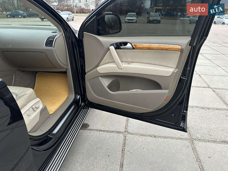 Внедорожник / Кроссовер Audi Q7 2009 в Кропивницком