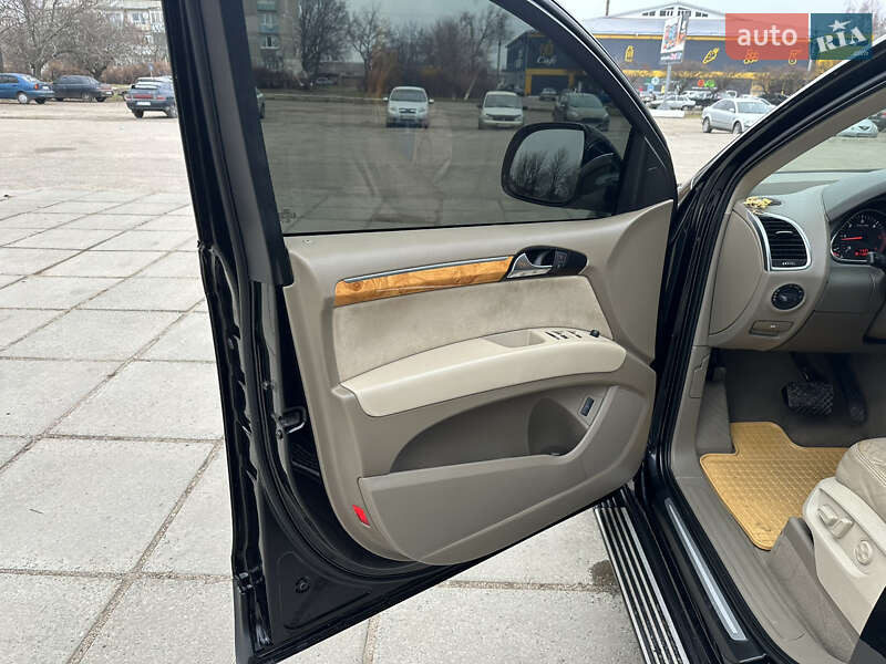 Внедорожник / Кроссовер Audi Q7 2009 в Кропивницком