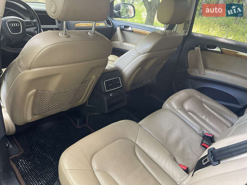 Позашляховик / Кросовер Audi Q7 2010 в Дніпрі фото 8 Позашляховик / Кросовер Audi Q7 2010 в Дніпрі