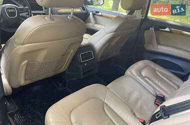 Внедорожник / Кроссовер Audi Q7 2010 в 