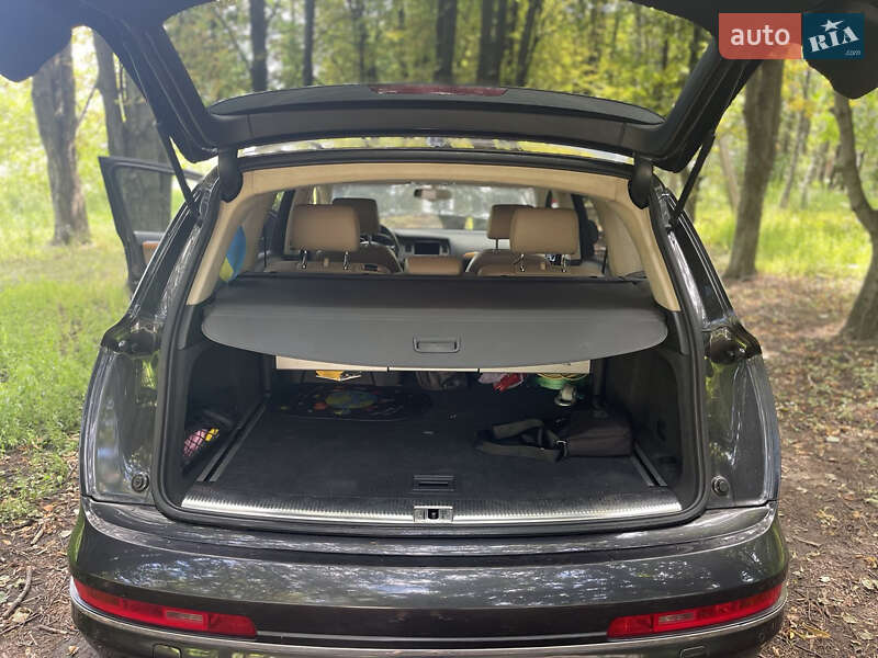 Позашляховик / Кросовер Audi Q7 2010 в Дніпрі фото 17 Позашляховик / Кросовер Audi Q7 2010 в Дніпрі