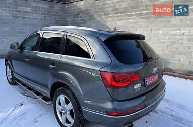 Позашляховик / Кросовер Audi Q7 2013 в Рівному