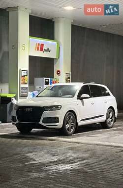 Audi Q7 2017