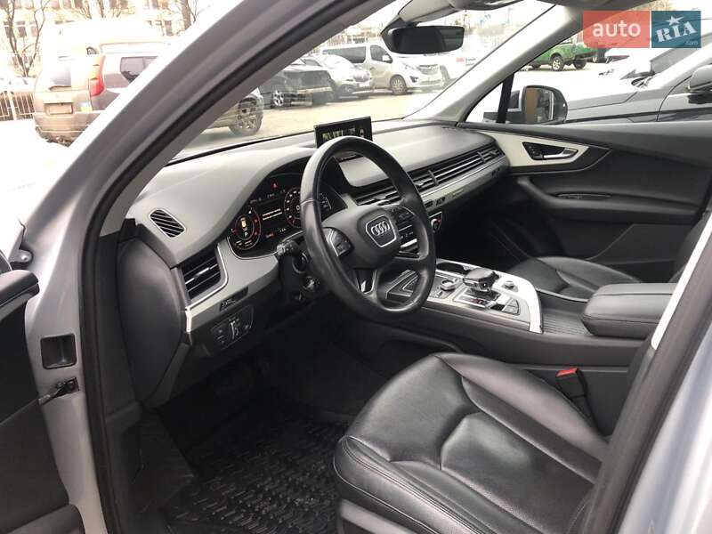 Внедорожник / Кроссовер Audi Q7 2018 в Полтаве