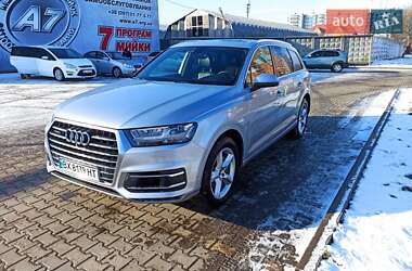 Позашляховик / Кросовер Audi Q7 2017 в Хмельницькому