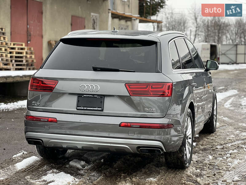 Внедорожник / Кроссовер Audi Q7 2017 в Стрые