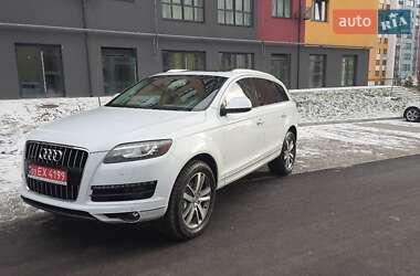 Позашляховик / Кросовер Audi Q7 2015 в Рівному