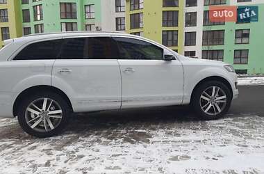 Позашляховик / Кросовер Audi Q7 2015 в Рівному