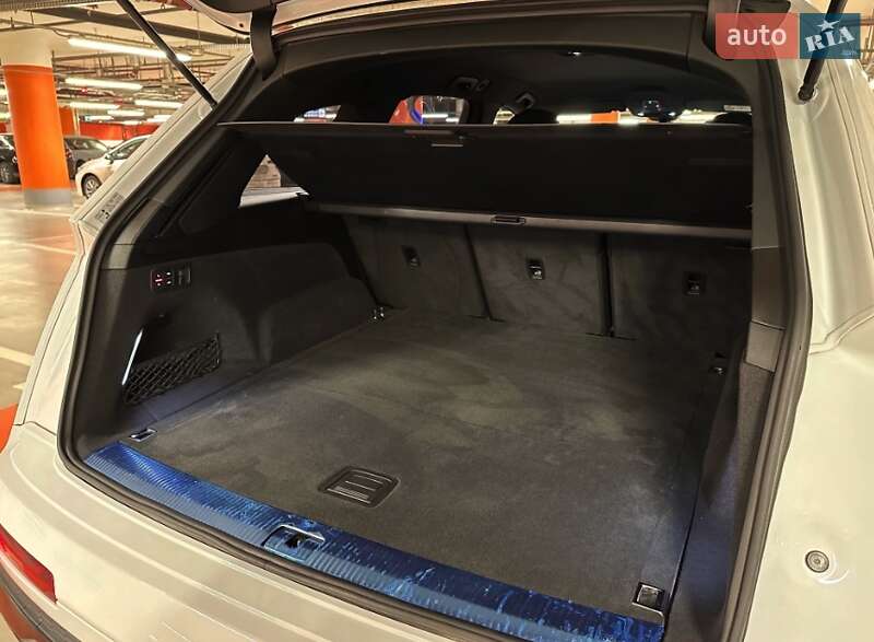 Внедорожник / Кроссовер Audi Q7 2020 в Львове фото 9 Внедорожник / Кроссовер Audi Q7 2020 в Львове