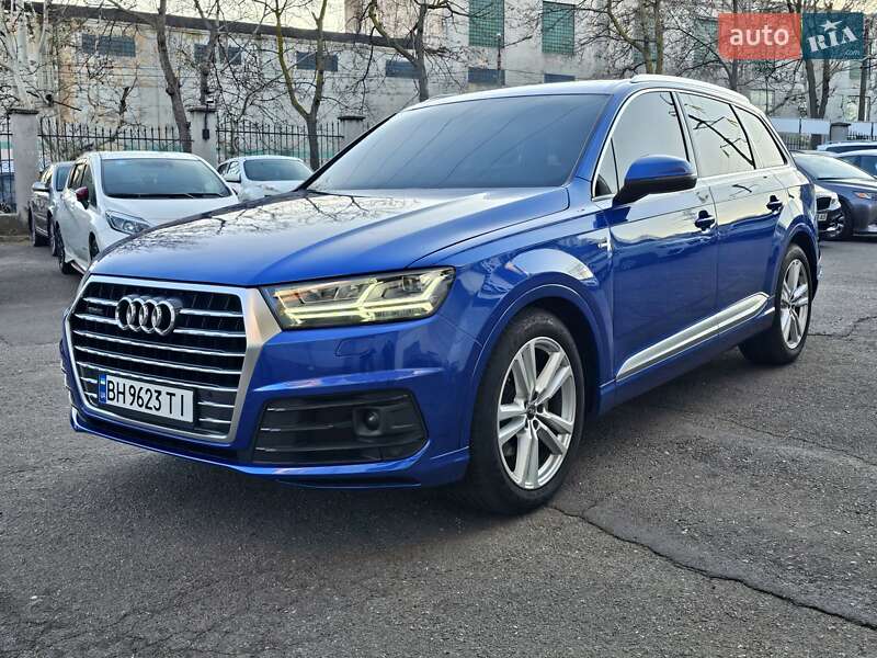 Внедорожник / Кроссовер Audi Q7 2016 в Одессе